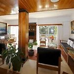 Eden Hotel *