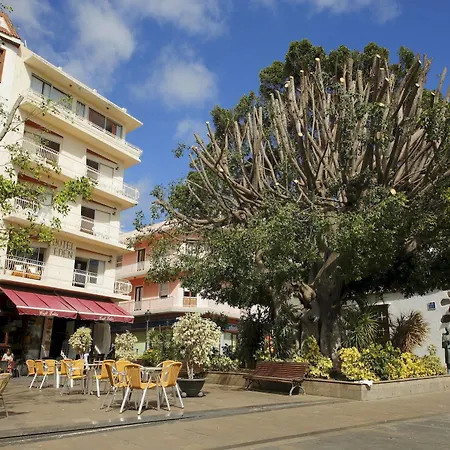 Eden Hotel *